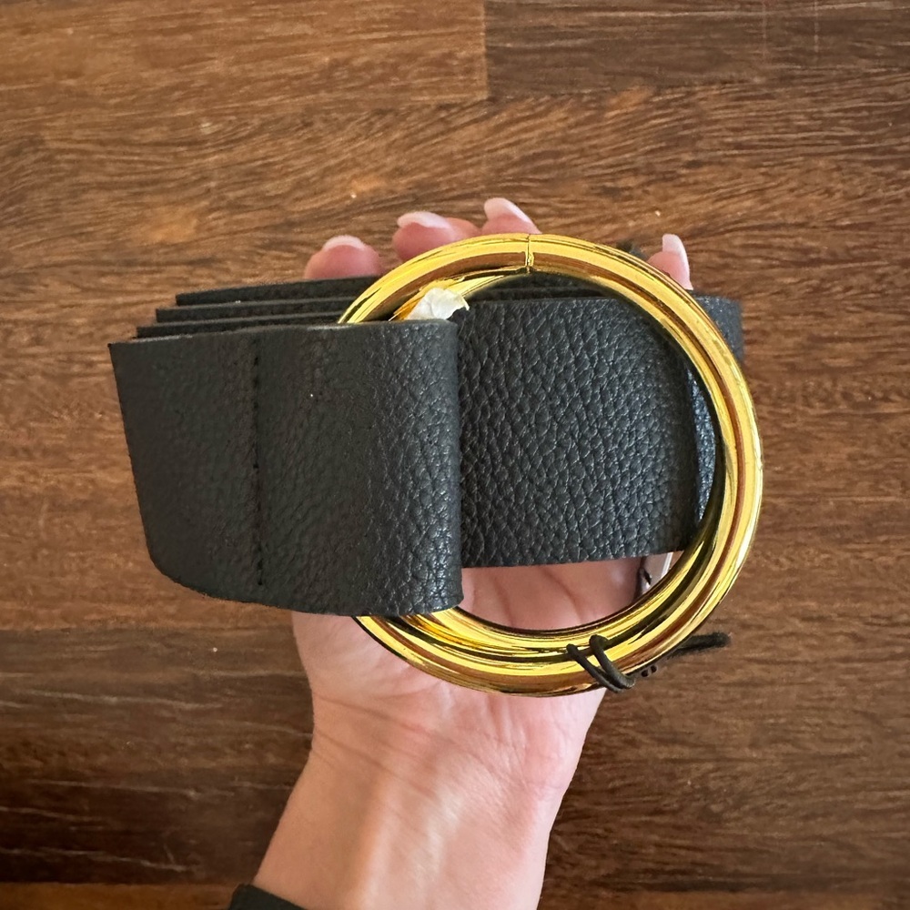 B-low the Belt black and gold belt NWT